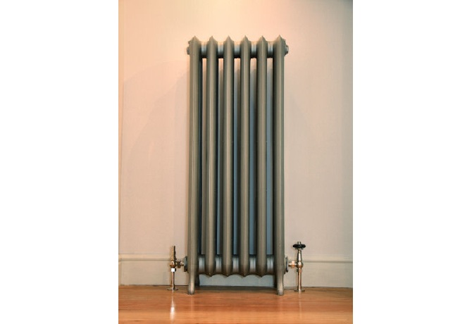 3 Column Princess Painted in Stock Silver with British Made Nickel Thermostatic Valves