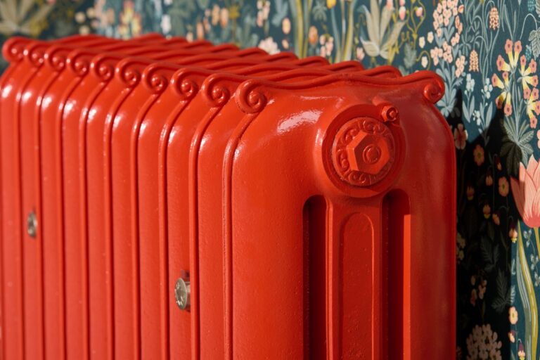 A restored Duchess radiator by the Beeston Boiler Company.
